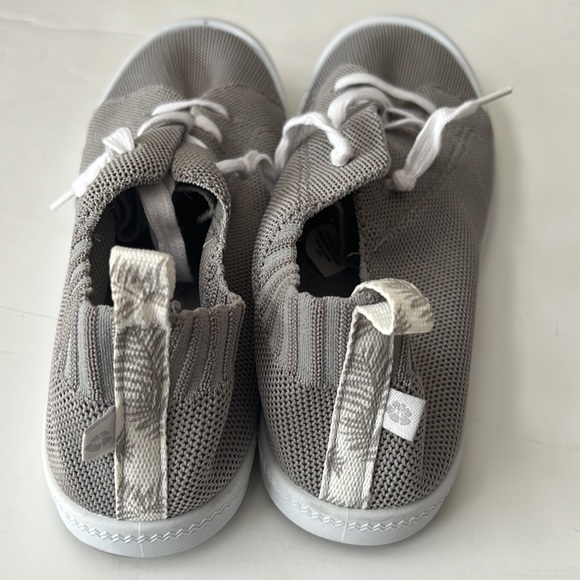 Tommy Bahama Gray Slip On Sneakers - Picture 4 of 7